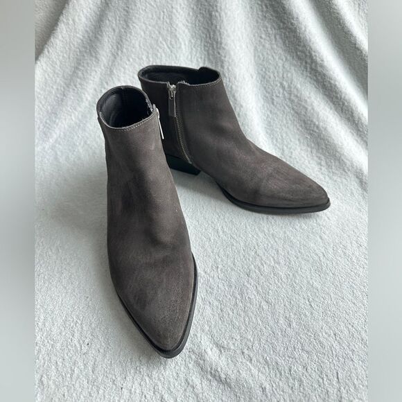 Thursday Boot Company Gray Suede Downtown Ankle Bootie Women’s‎ 9.5 Boots - Picture 1 of 11